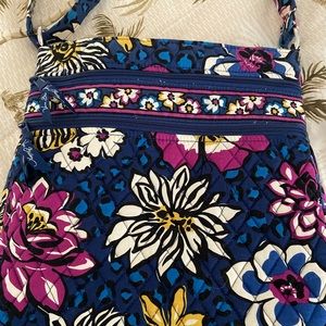 Vera Bradley Triple ZIP Hipster